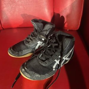 Wrestling shoes ASICS toddler size 10